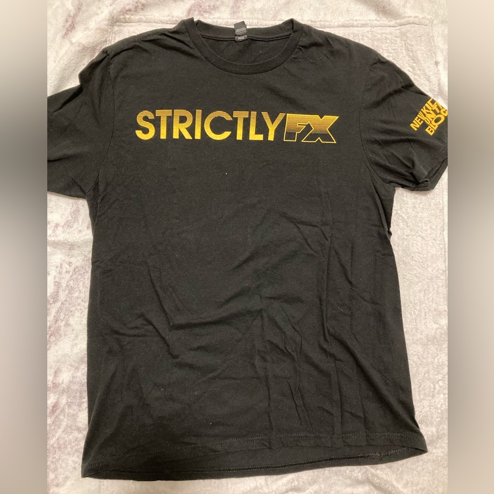 New kids on the block men’s Strictly FX - size L - Mixtape tour 2019